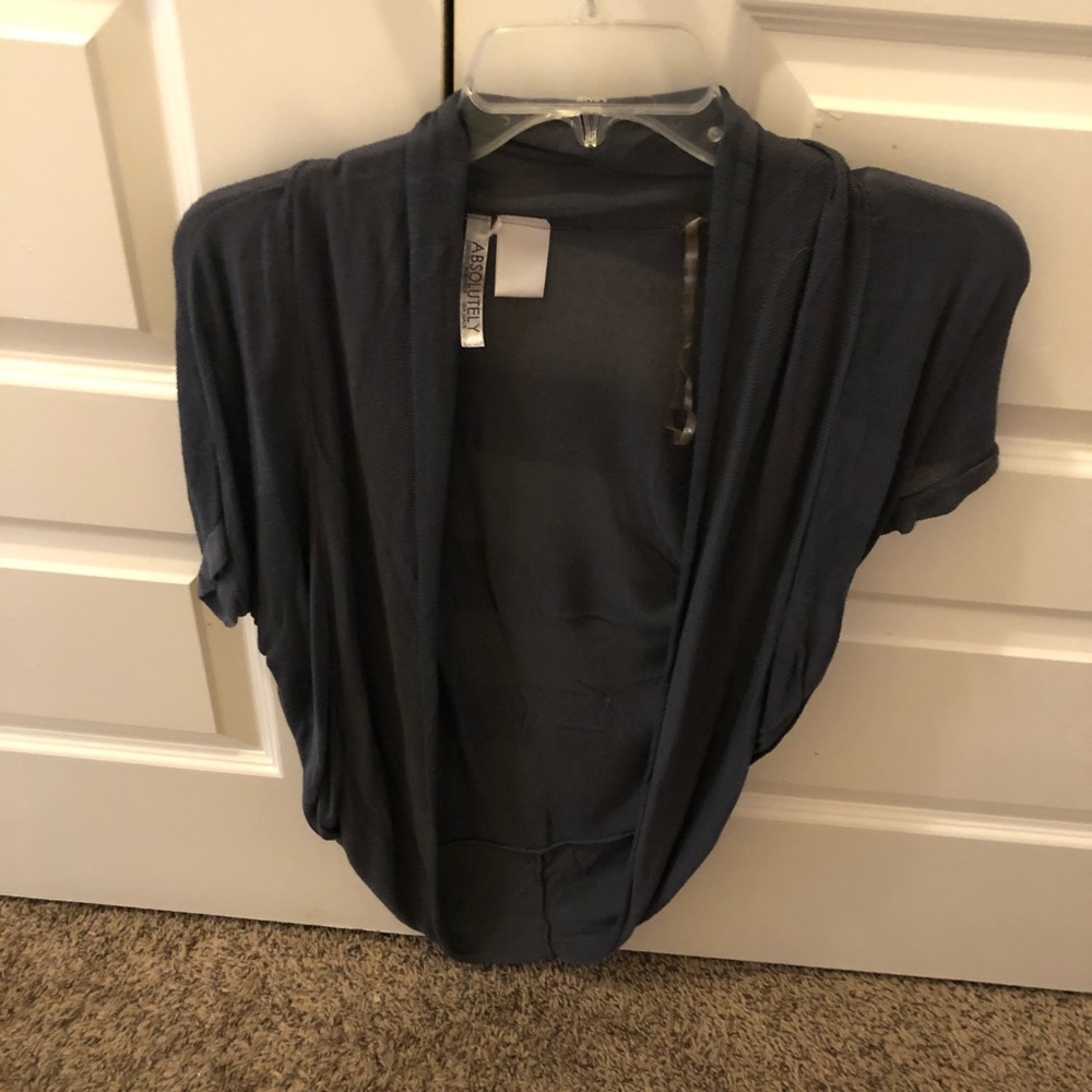 Short sleeve